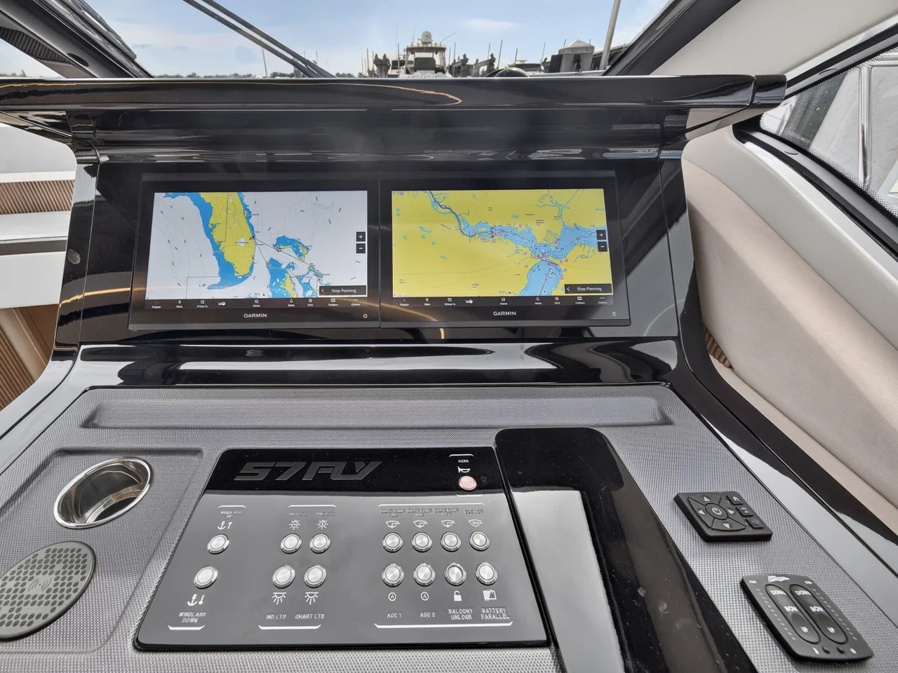 2026 Cruisers Yachts 57 FLY 57.0 feet, Stuart, Florida #124