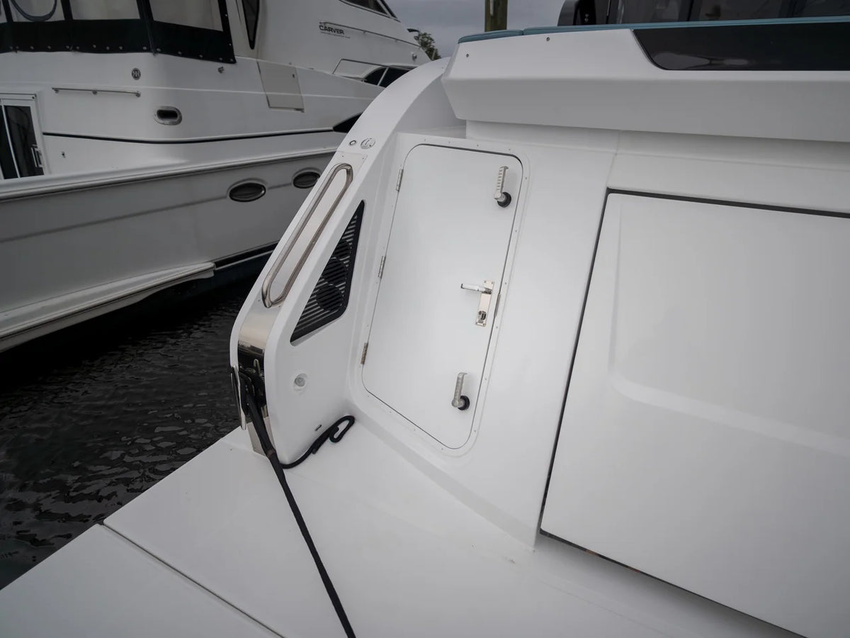 2026 Cruisers Yachts 57 FLY 57.0 feet, Panama City, FL #17