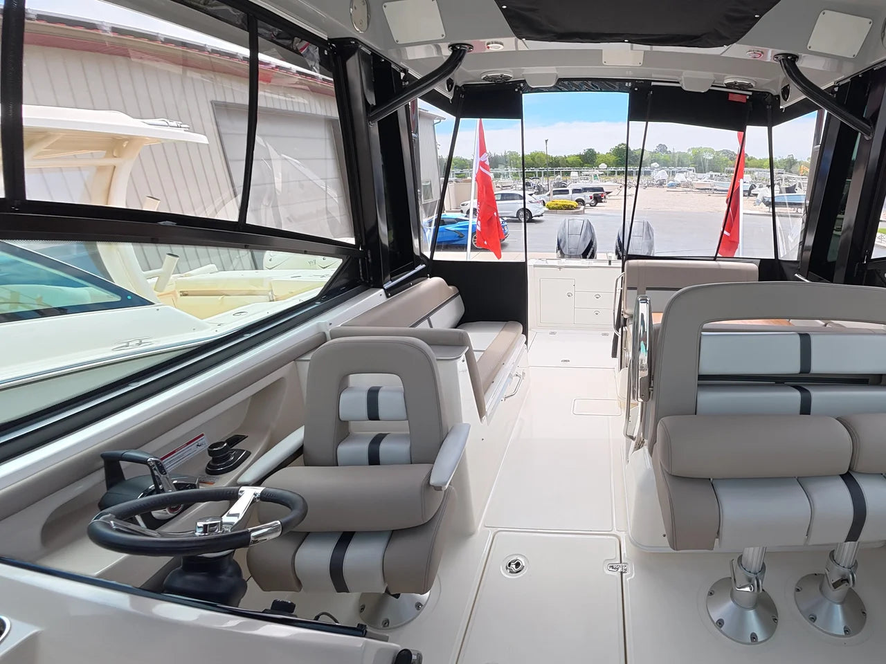 2025 Boston Whaler 330 Vantage 33.0 feet, Dennis, New Jersey #22