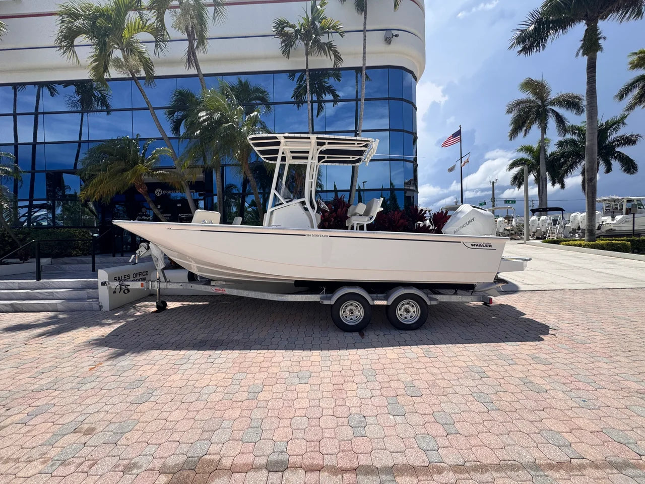 2026 Boston Whaler 210 Montauk 21.0 feet, Pompano Beach, Florida #1