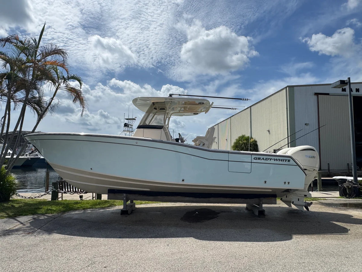 2025 Grady-White 271 CANYON 27.0 feet, Stuart, Florida #2