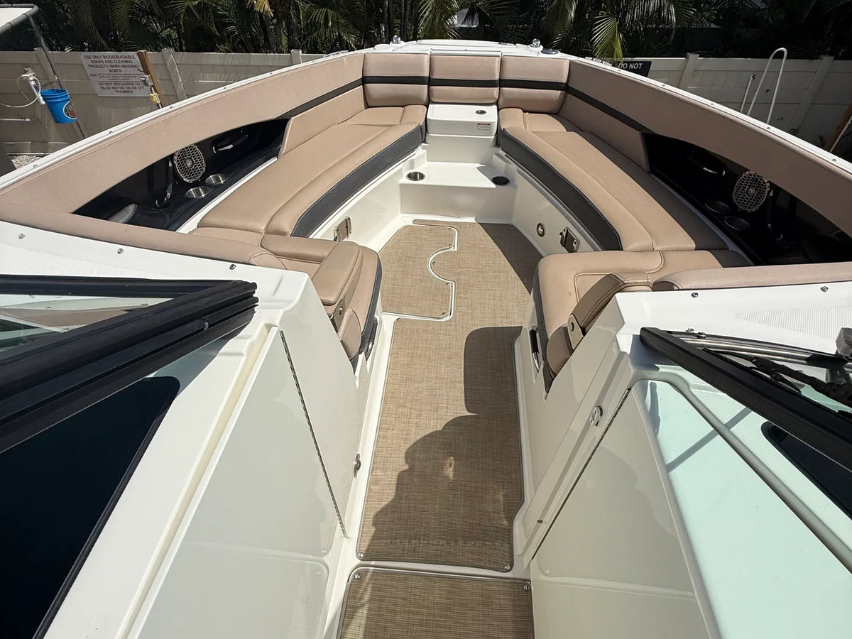 2018 Sea Ray 350 SLX OB 35.0 feet, Naples, Florida #15
