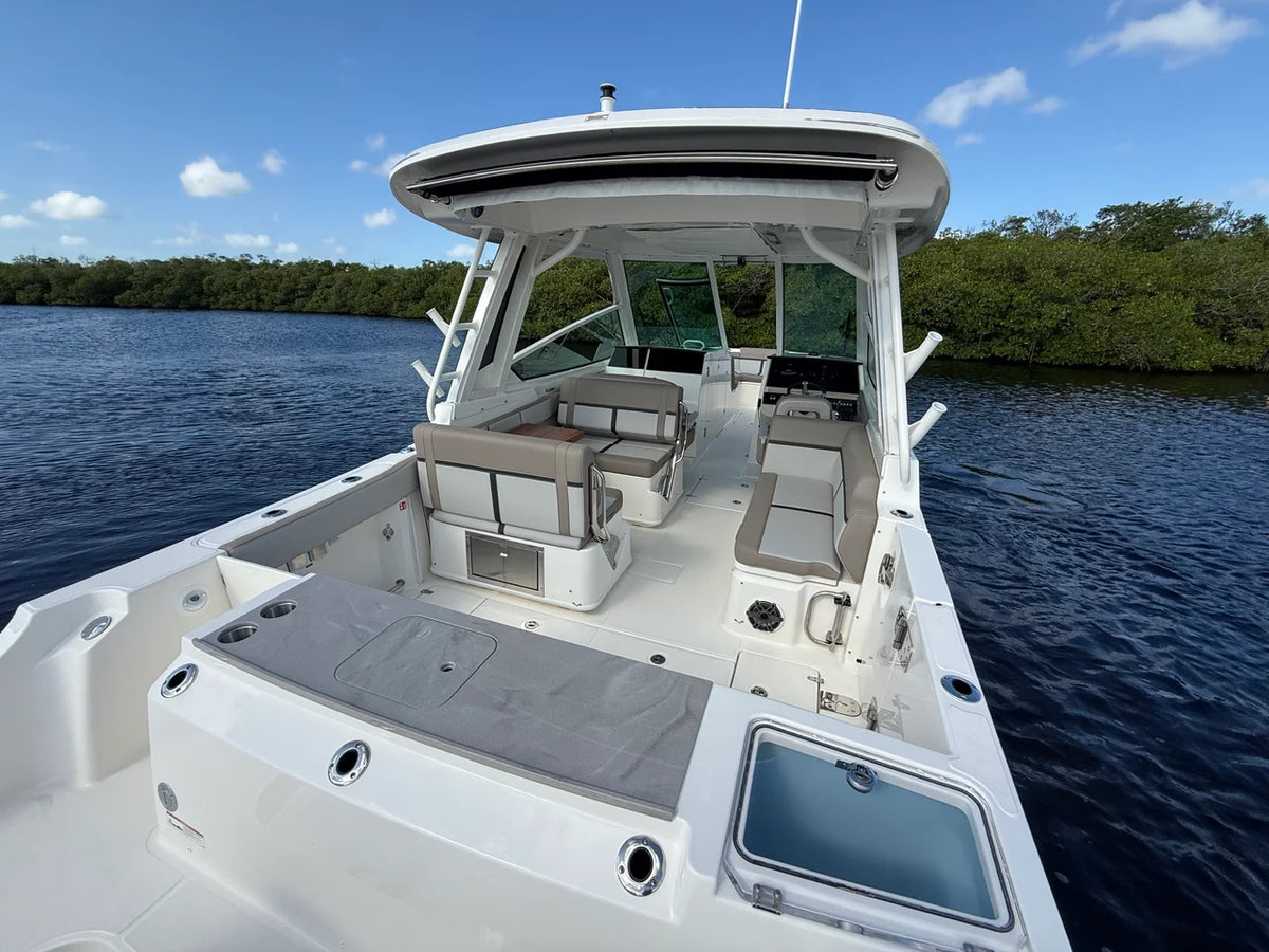 2027 Boston Whaler 330 Vantage 33.0 feet, Fort Myers, FL #17