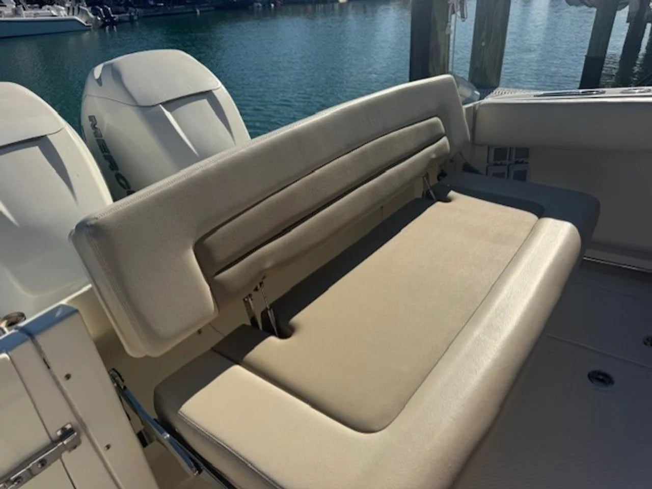 2016 Boston Whaler 320 VANTAGE 32.0 feet, Miami, FL #25