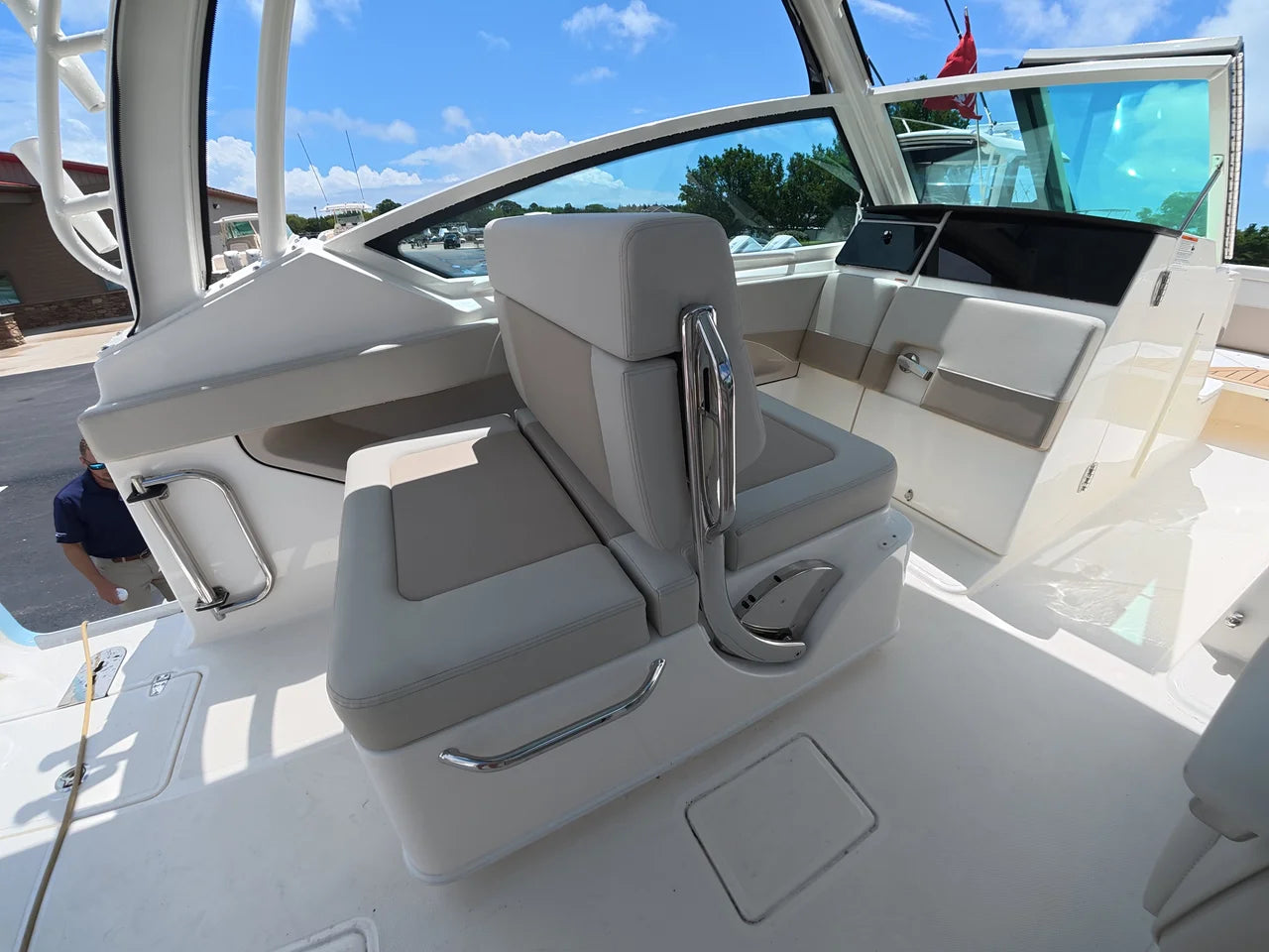 2026 Boston Whaler 280 Vantage 27.0 feet, Ocean View, NJ #12