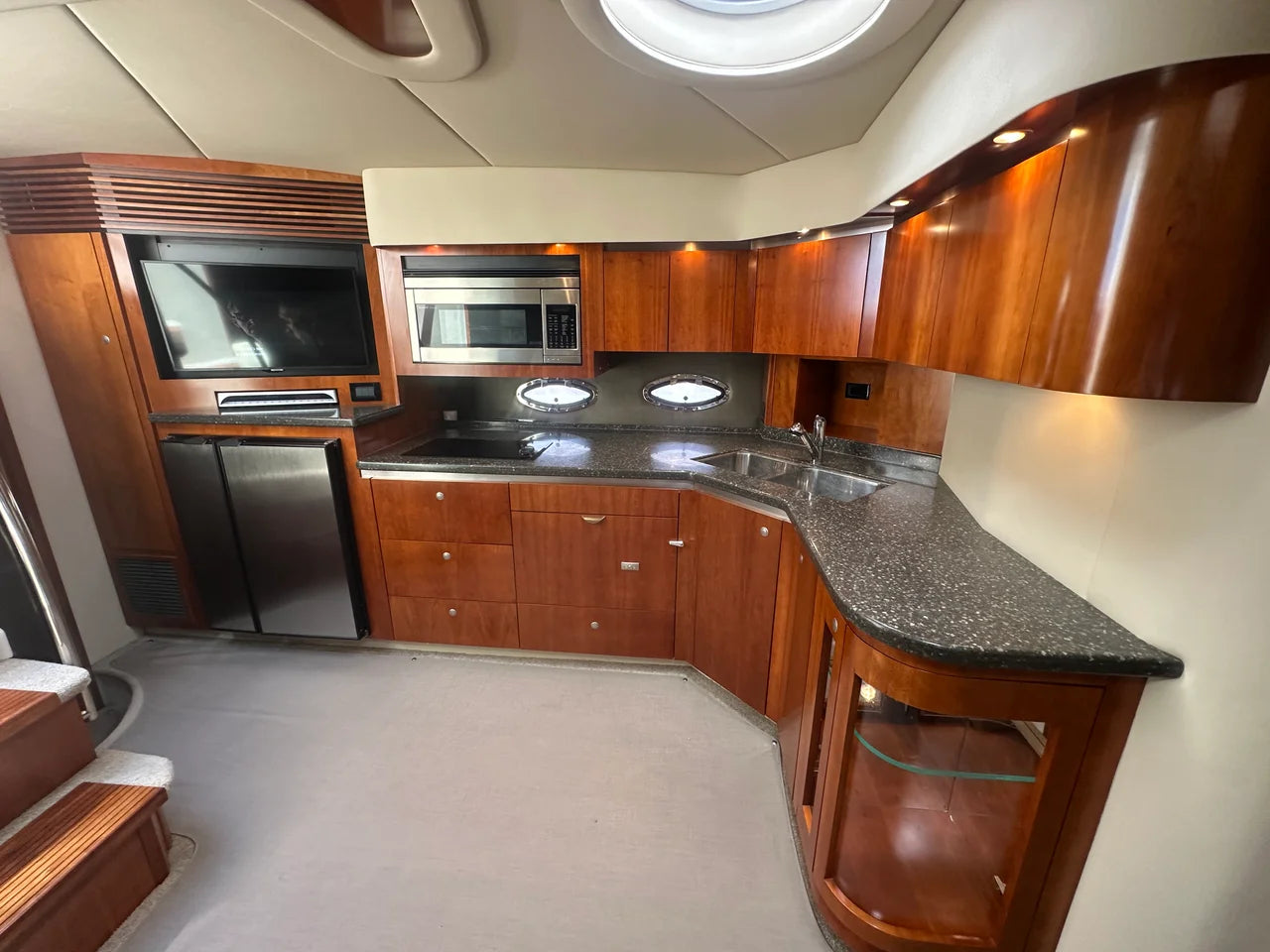 2007 Cruisers Yachts 520 EXPRESS 52.0 feet, New Gretna, NJ #22