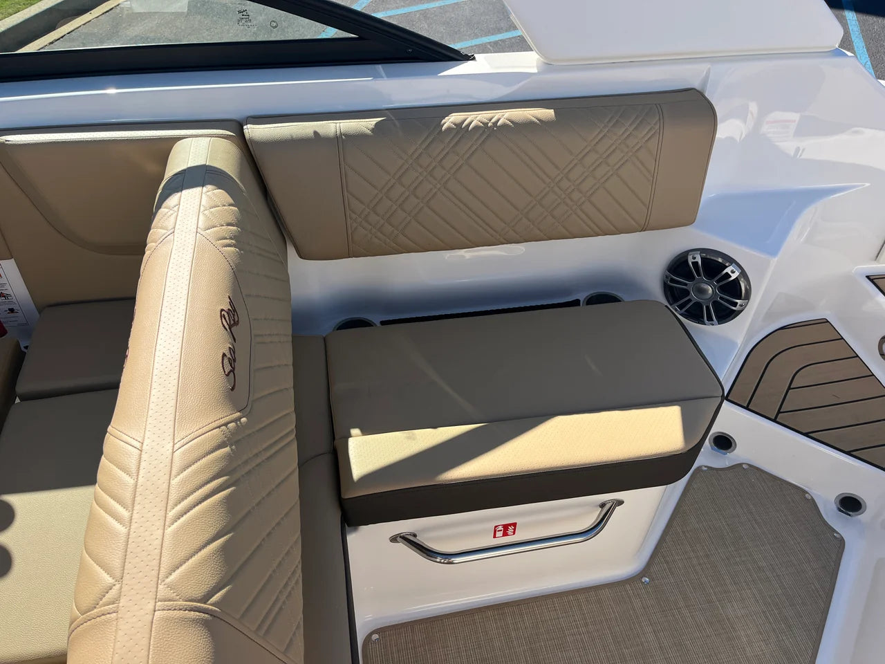 2026 Sea Ray SDX 250 Outboard 25.0 feet, Greenville, SC #18