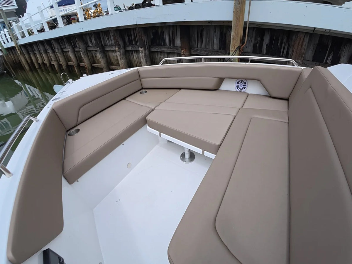 2026 Cruisers Yachts 38 VTR EC 38.0 feet, Somers Point, New Jersey #51