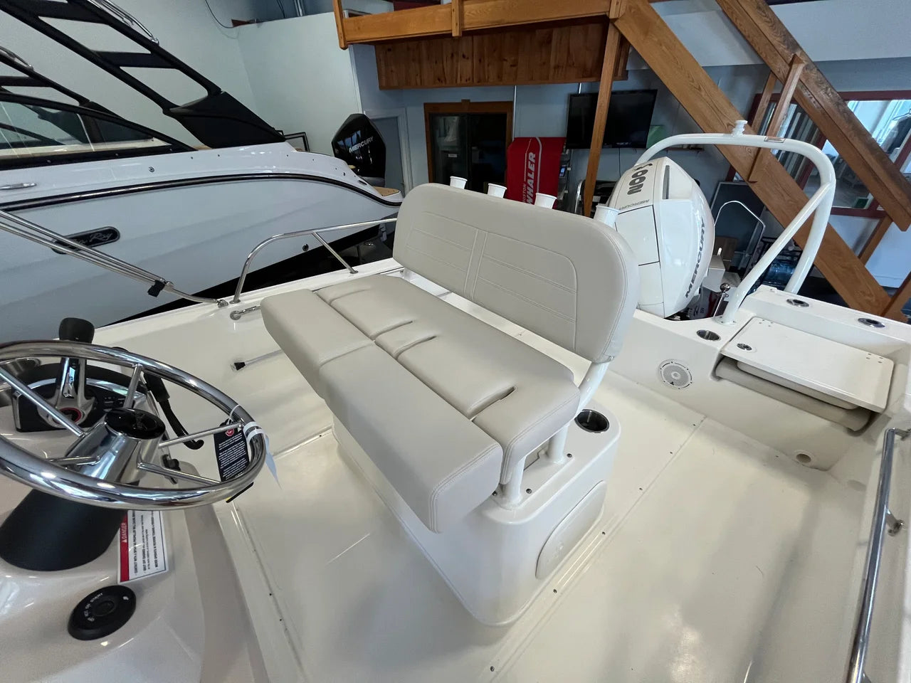 2026 Boston Whaler 210 Montauk 21.0 feet, Wakefield, RI #7