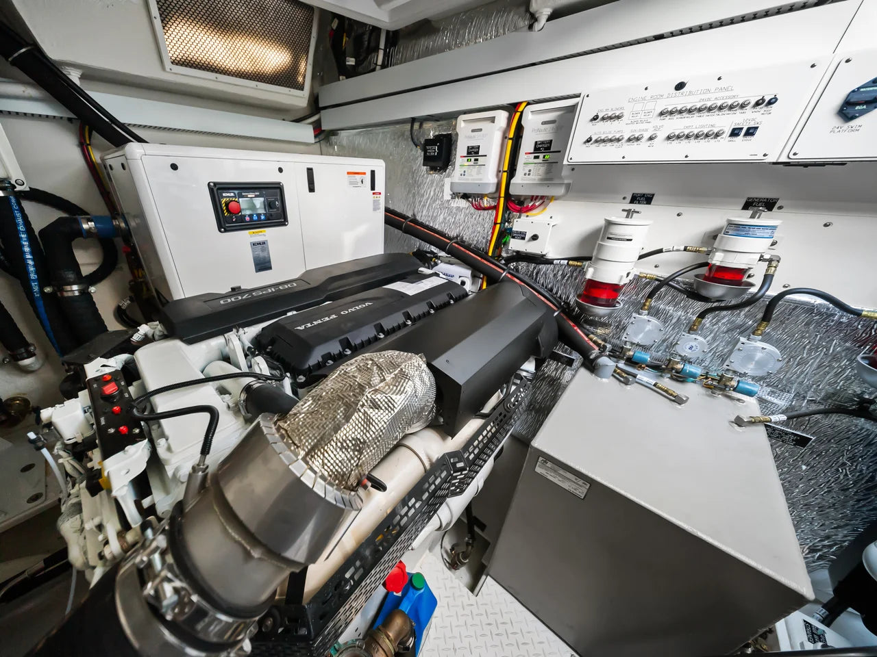 2025 Cruisers Yachts 50 Cantius 50.0 feet, St. Petersburg, Florida #88