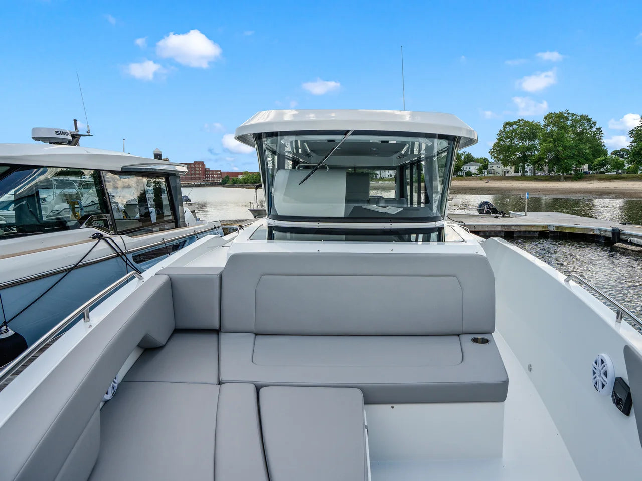 2026 Cruisers Yachts 38 VTR EC 38.0 feet, Quincy, MA #40