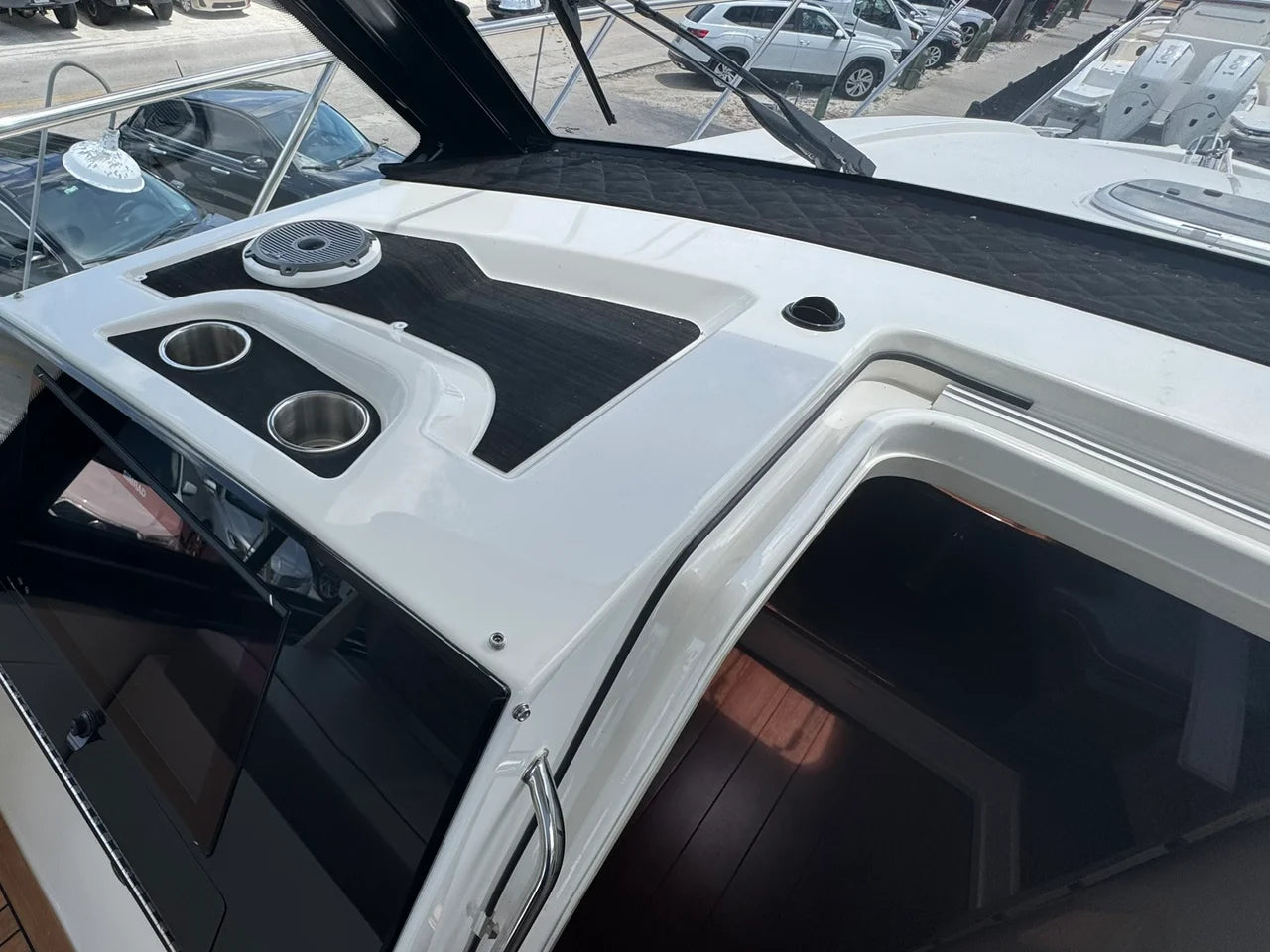 2025 Boston Whaler 365 Conquest 36.0 feet, Naples, Florida #46