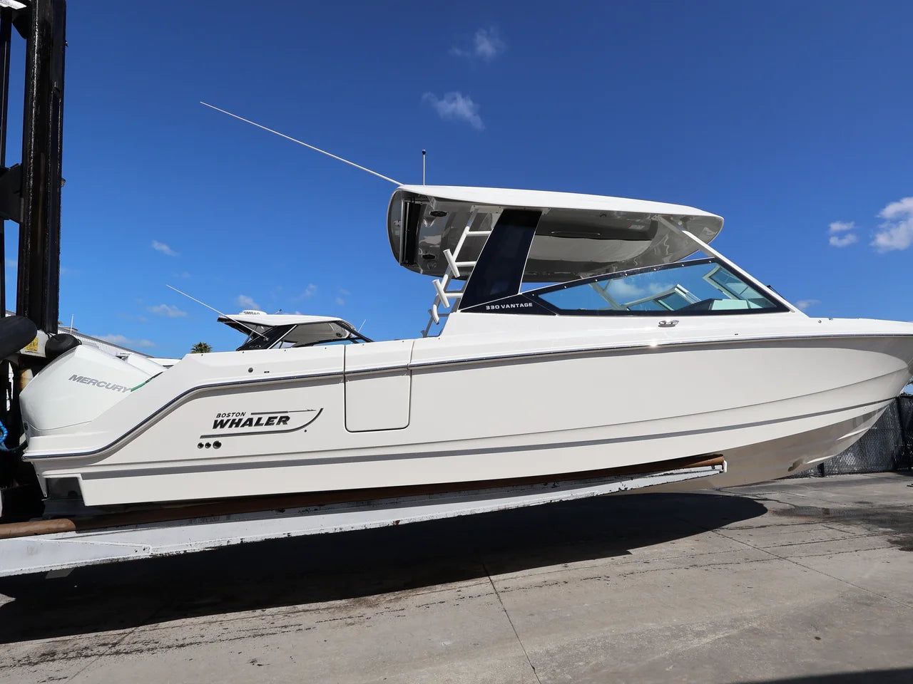 2026 Boston Whaler 330 Vantage 33.0 feet, Naples, Florida #2