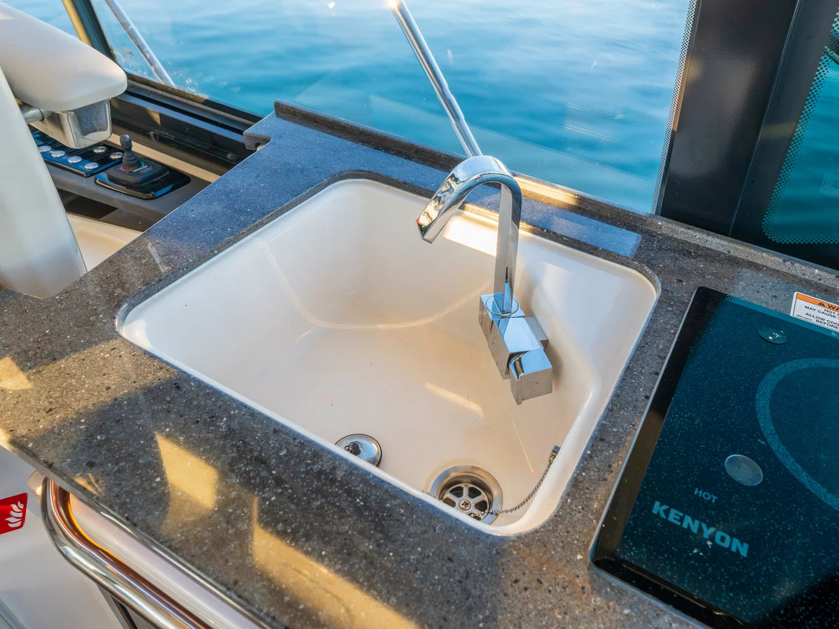 2026 Boston Whaler 365 Conquest 36.0 feet, Wrightsville Beach, North Carolina #38