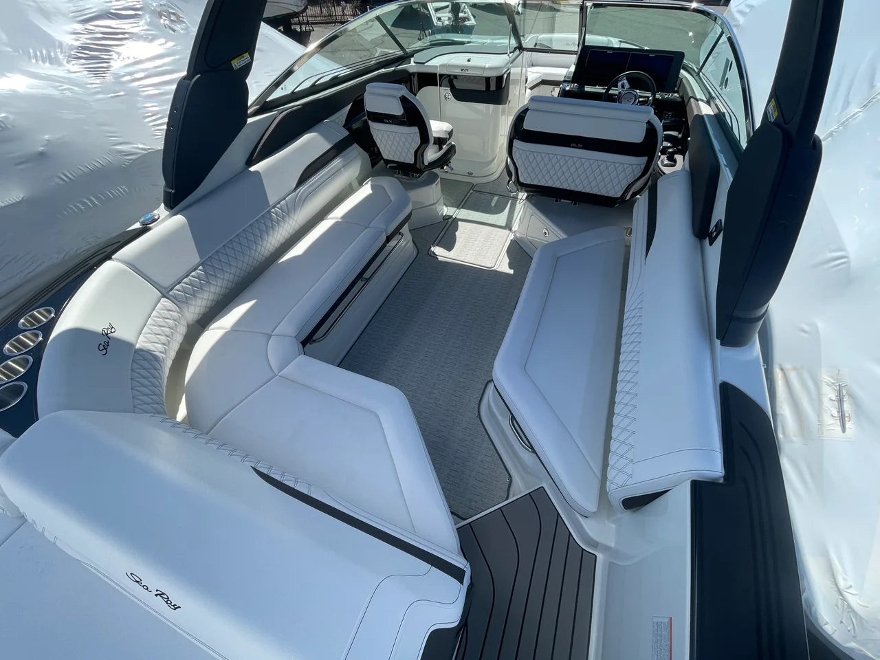2026 Sea Ray SLX 280 Outboard 28.0 feet, Danvers, Massachusetts #4