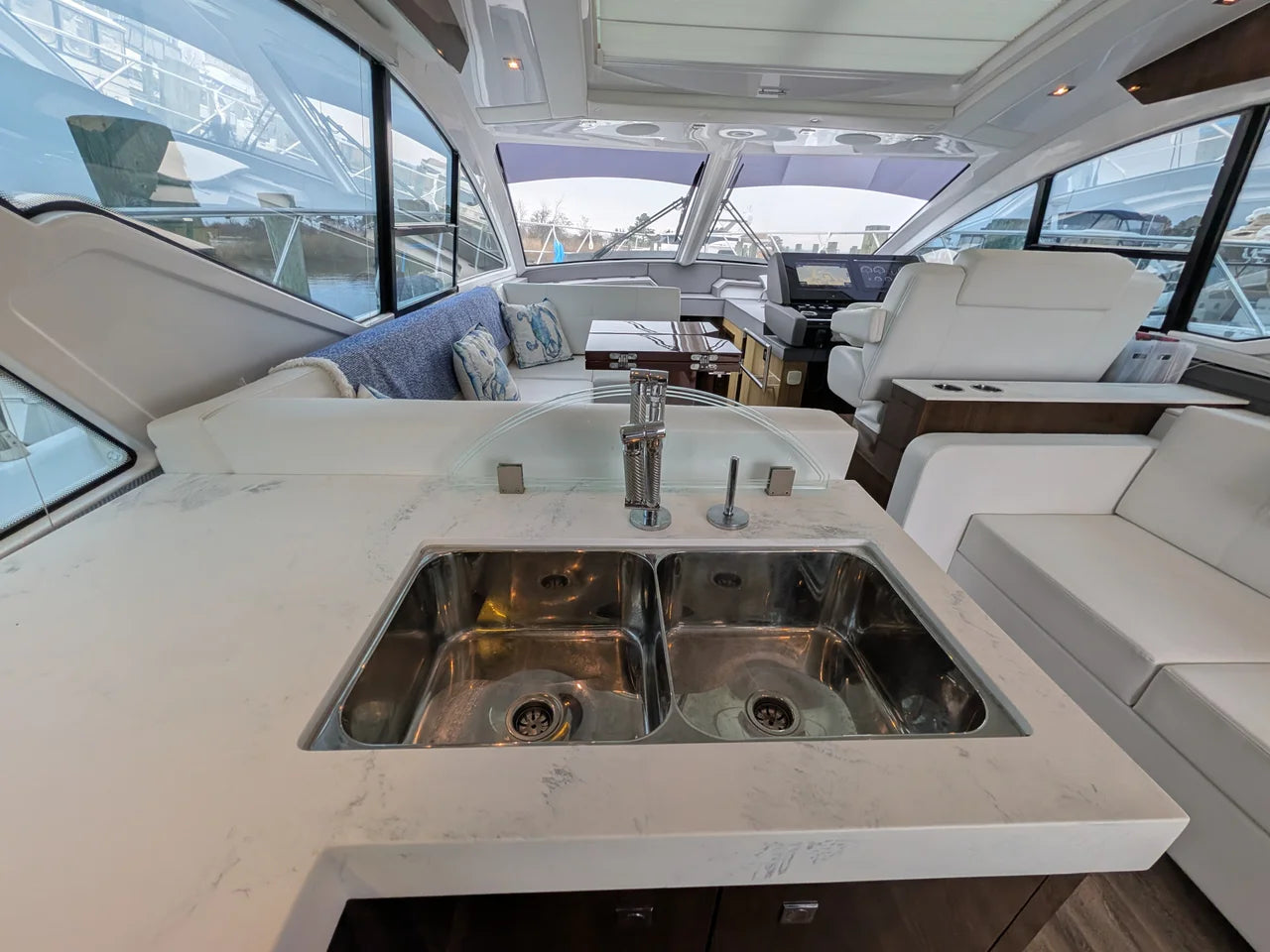2022 Cruisers Yachts 54 Cantius 54.0 feet, Grasonville, MD #14