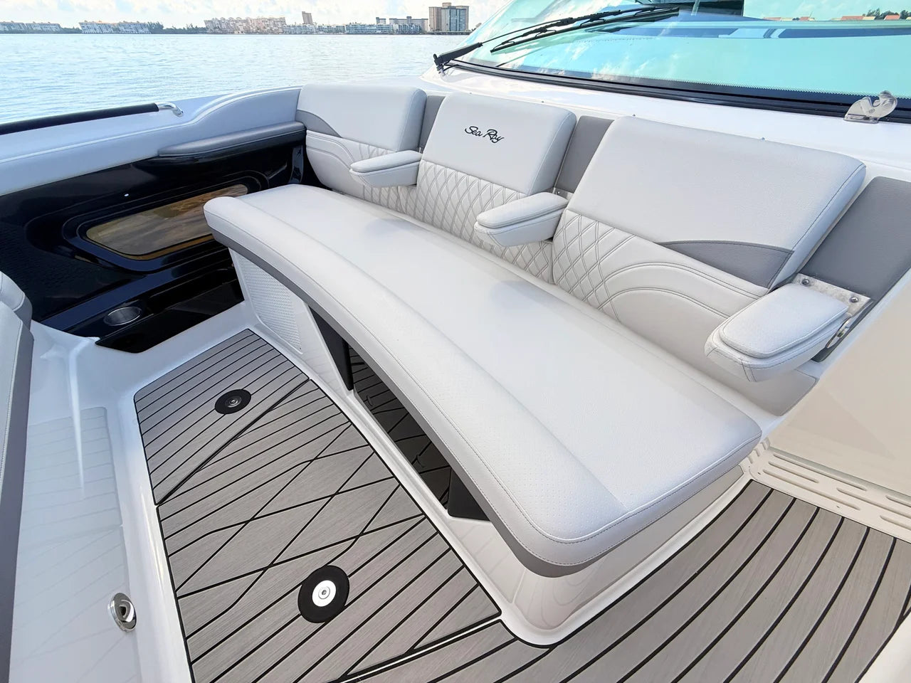 2027 Sea Ray SLX 360 Outboard 36.0 feet, St Petersburg, FL #81