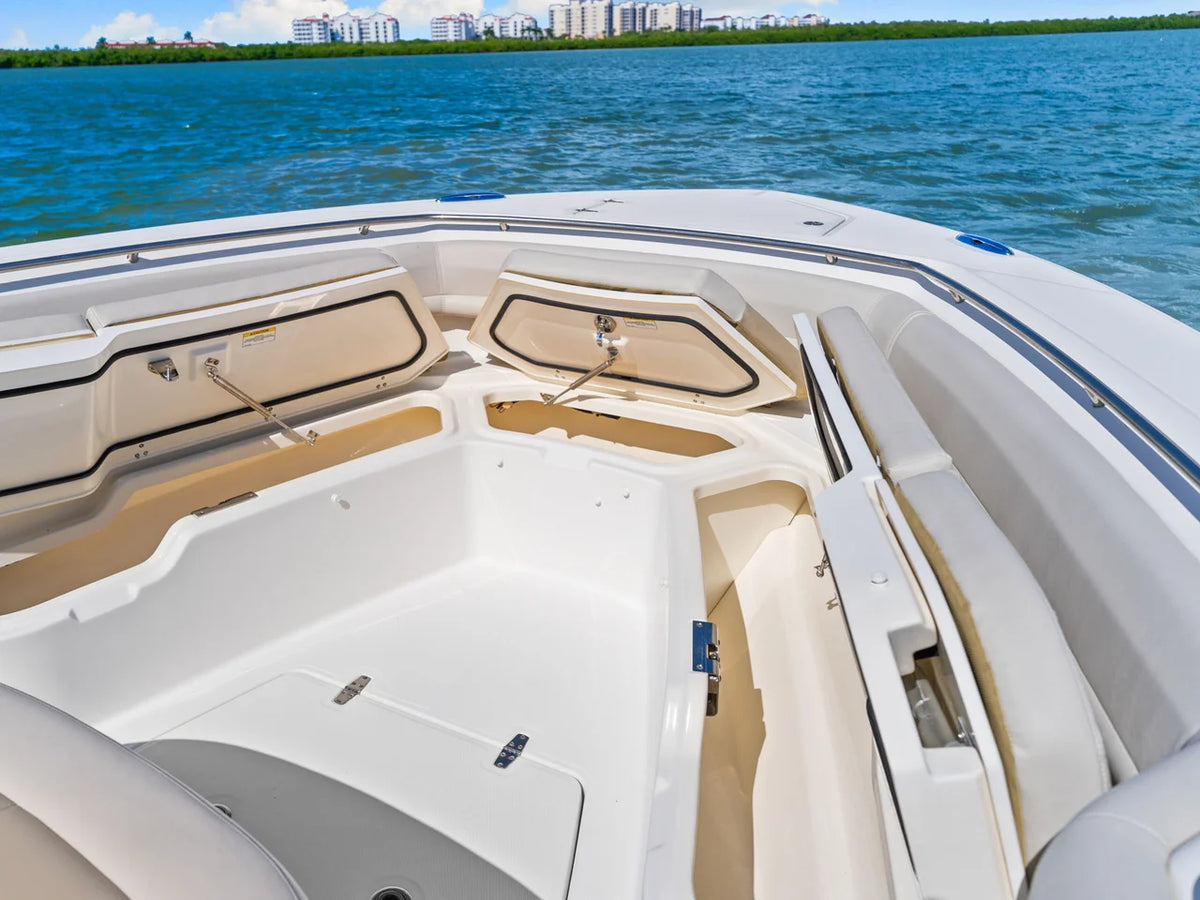 2020 Boston Whaler 380 OUTRAGE 38.0 feet, Naples, Florida #45