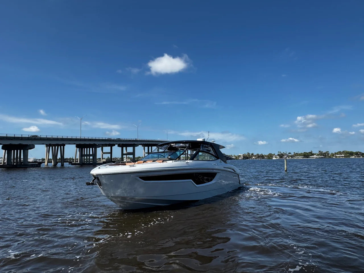 2024 Cruisers Yachts 38 GLS South Beach Outboard 38.0 feet, Stuart, Florida #9