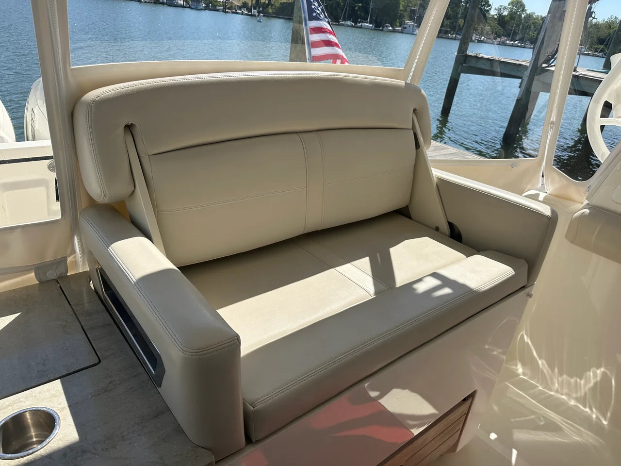 2019 Boston Whaler 350 Realm 35.0 feet, Urbanna, VA #23