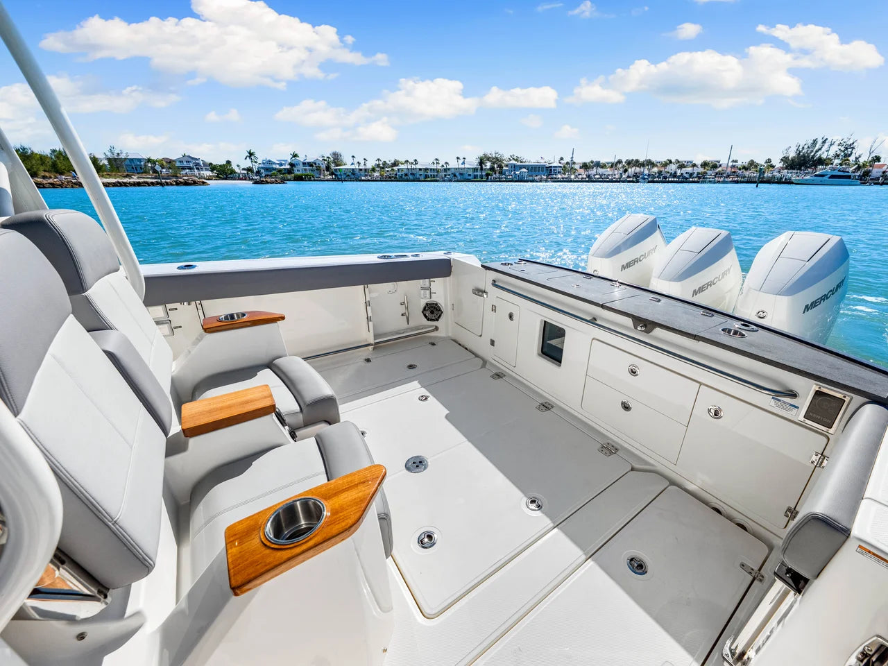 2026 Boston Whaler 360 Outrage 36.0 feet, Venice, Florida #14