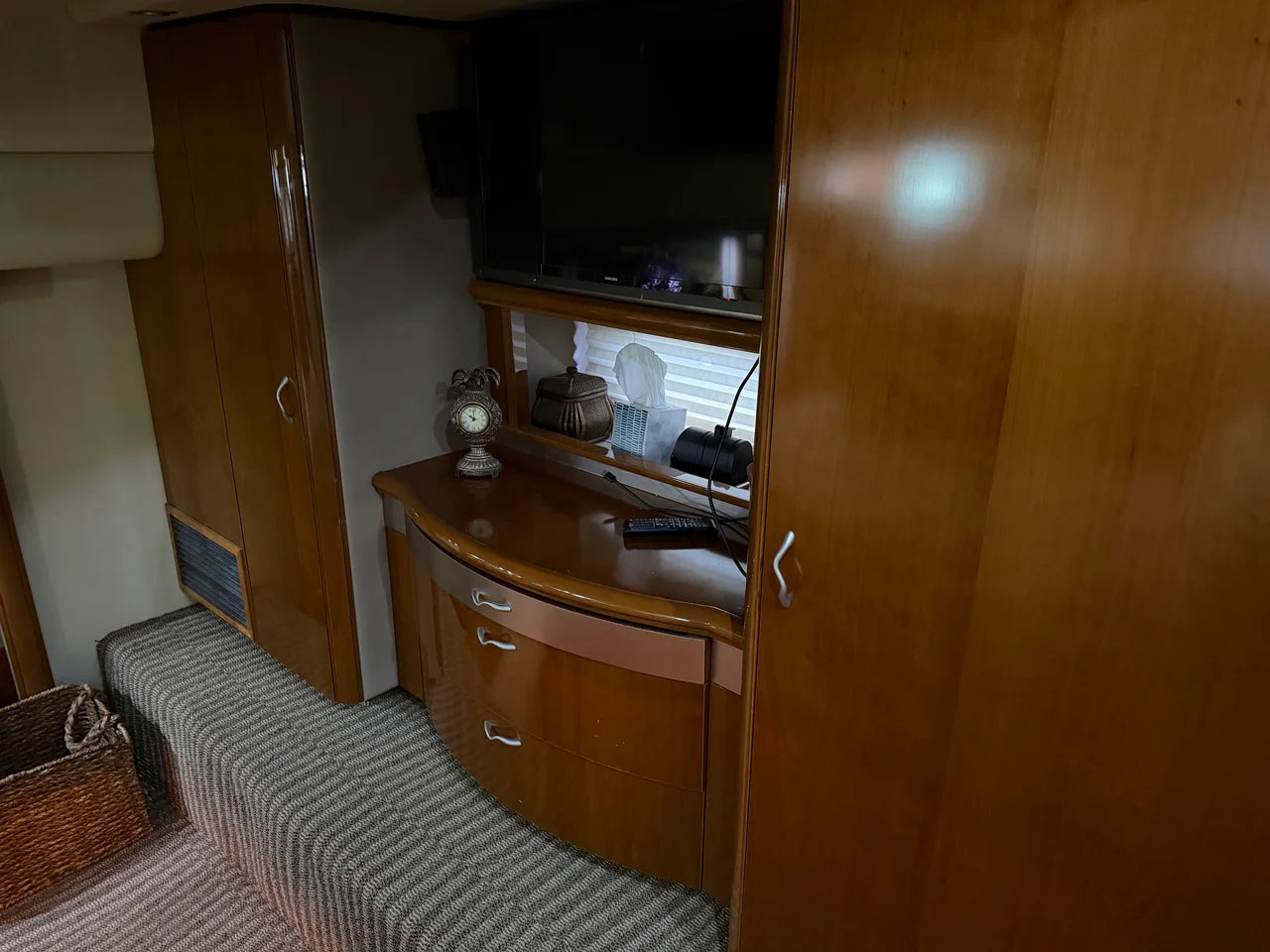 2005 Sea Ray 550 SEDAN BRIDGE 58.0 feet, Lake Ozark, MO #44