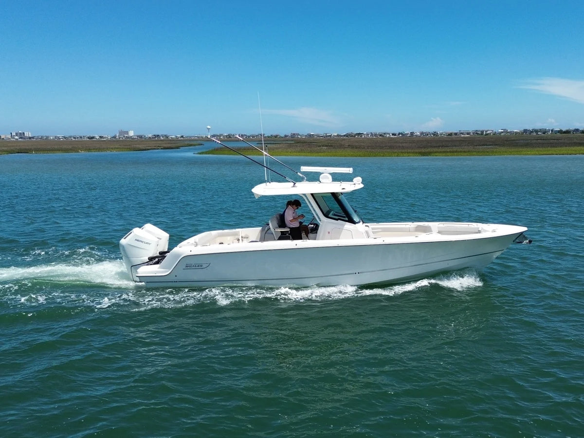 2026 Boston Whaler 330 Outrage 33.0 feet, Wrightsville Beach, North Carolina #1