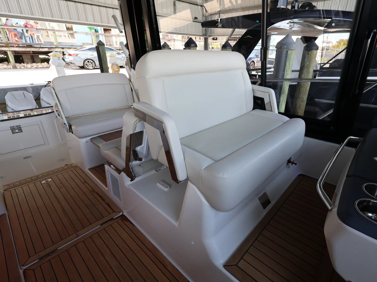 2026 Boston Whaler 405 Conquest 40.0 feet, Naples, Florida #60