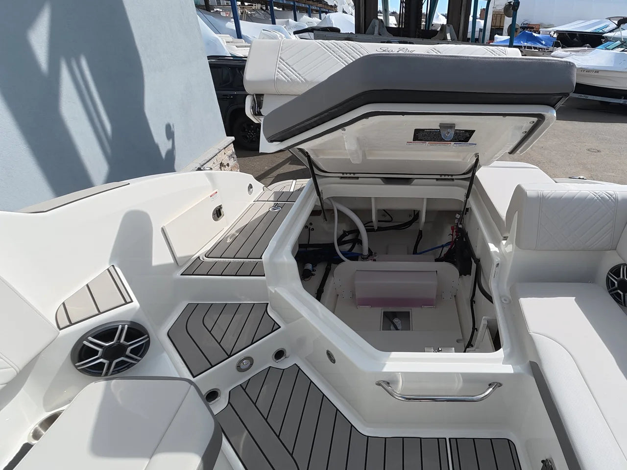 2026 Sea Ray SDX 270 Outboard 27.0 feet, New York, New York #25