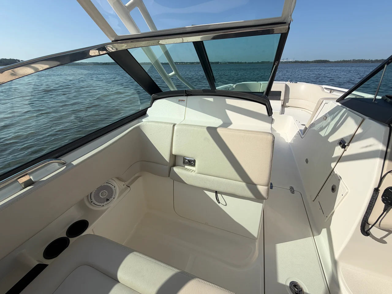 2018 Boston Whaler 270 VANTAGE 27.0 feet, Charleston, SC #11