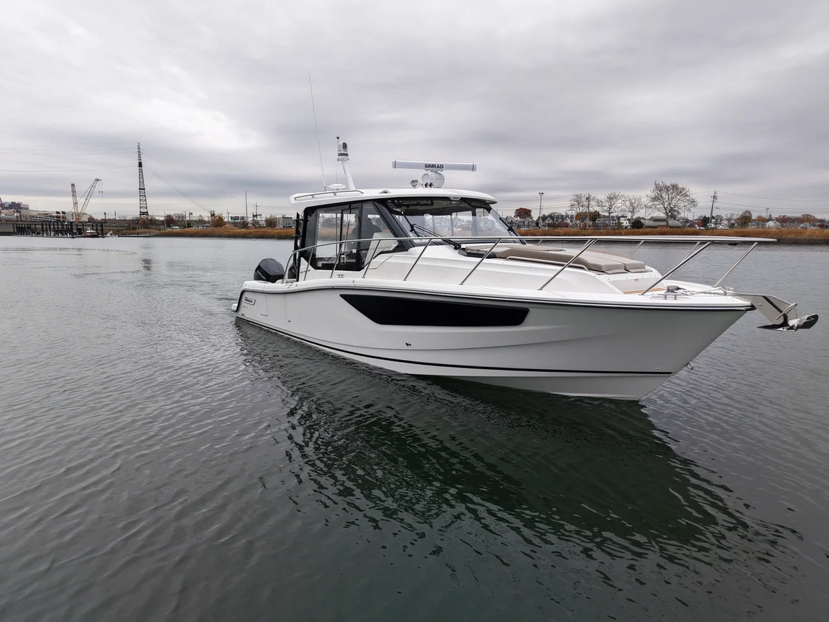 2026 Boston Whaler 365 Conquest 36.0 feet, Norwalk, Connecticut #3