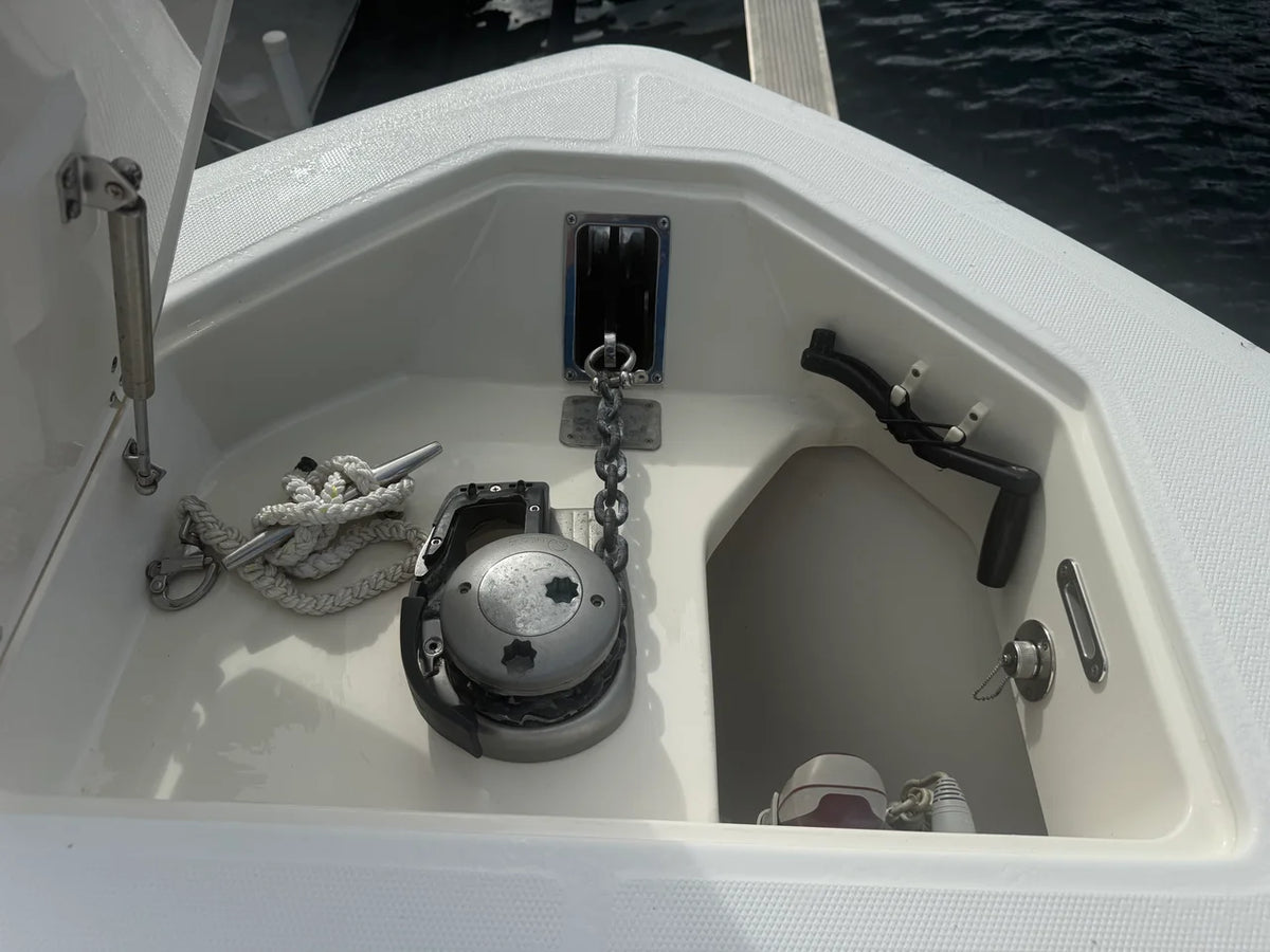 2017 Boston Whaler 330 OUTRAGE 33.0 feet, Islamorada, FL #8