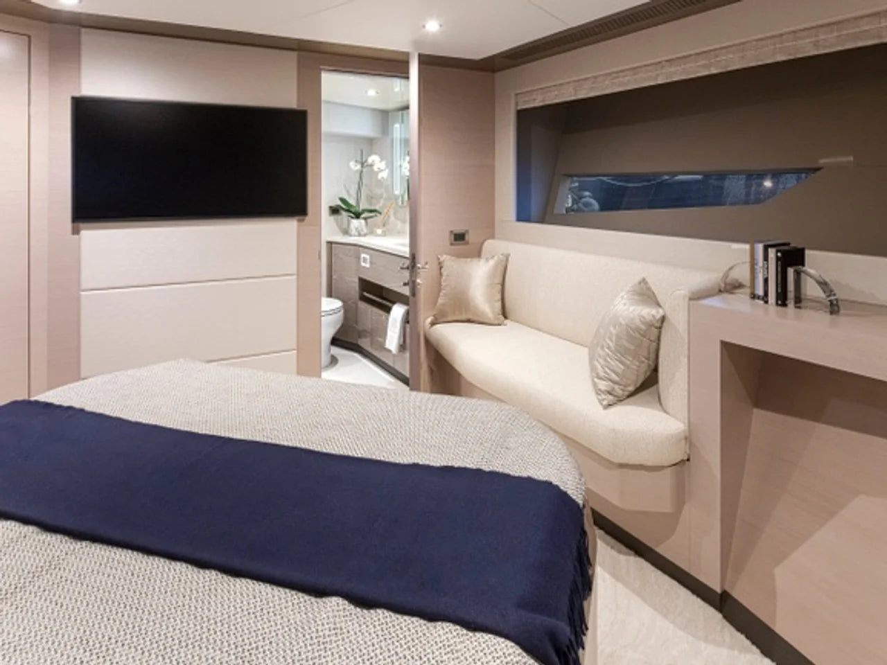 2027 Ocean Alexander 27R 93.0 feet, Pompano Beach, FL #76