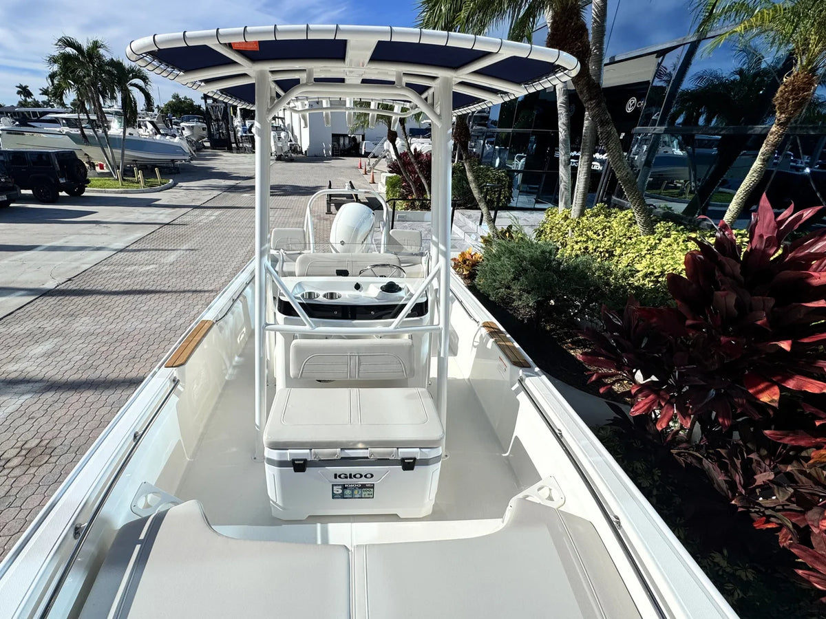 2027 Boston Whaler 190 Montauk 19.0 feet, Pompano Beach, Florida #24