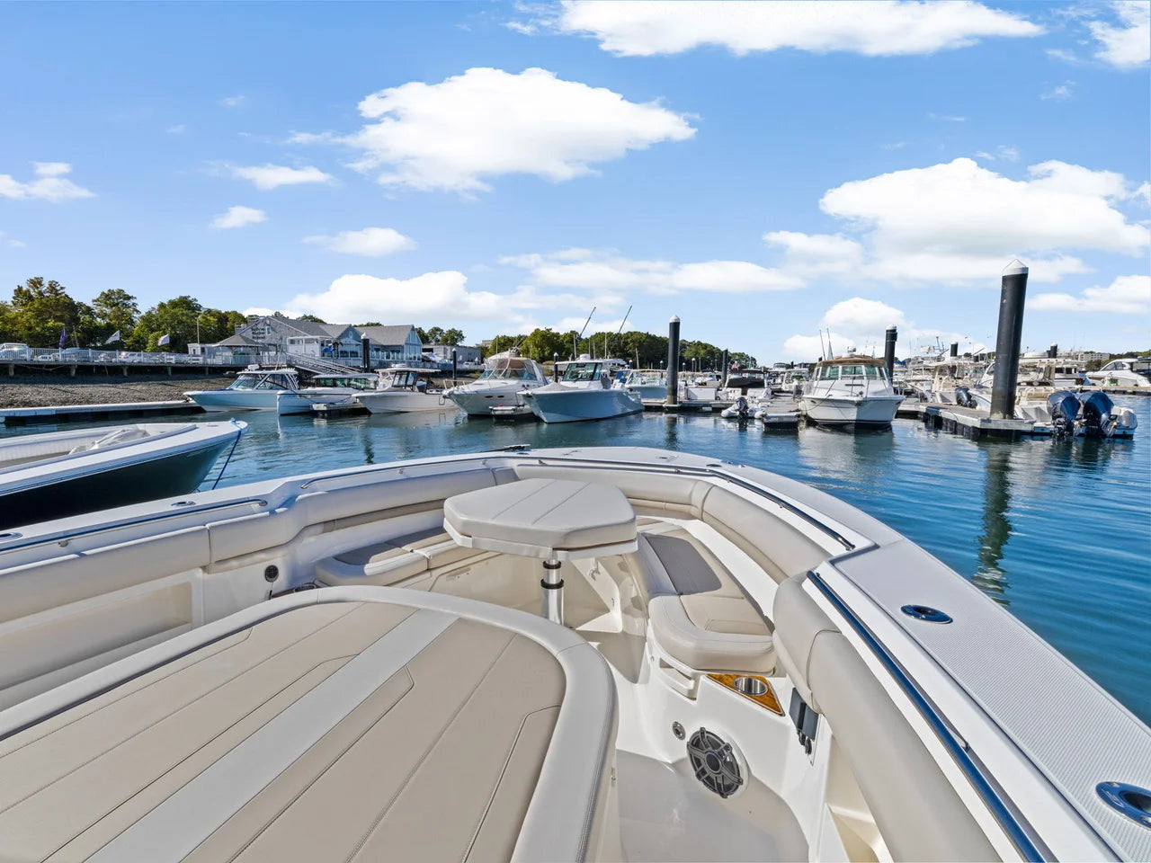 2024 Boston Whaler 380 Outrage 38.0 feet, Quincy, MA #42