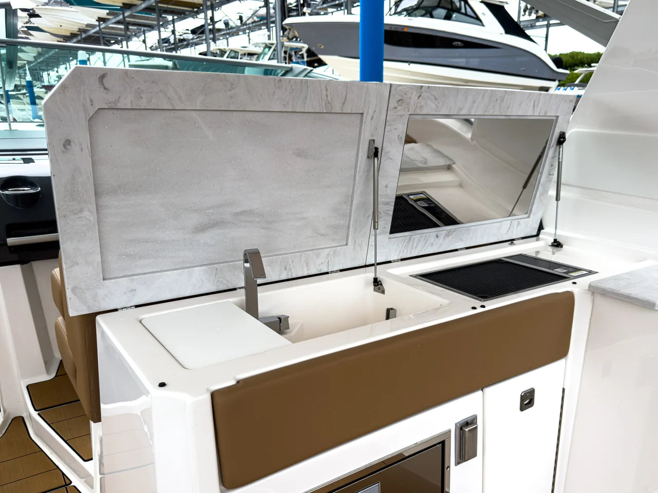 2025 Aviara AV40 Outboard 40.0 feet, Fort Myers, FL #14