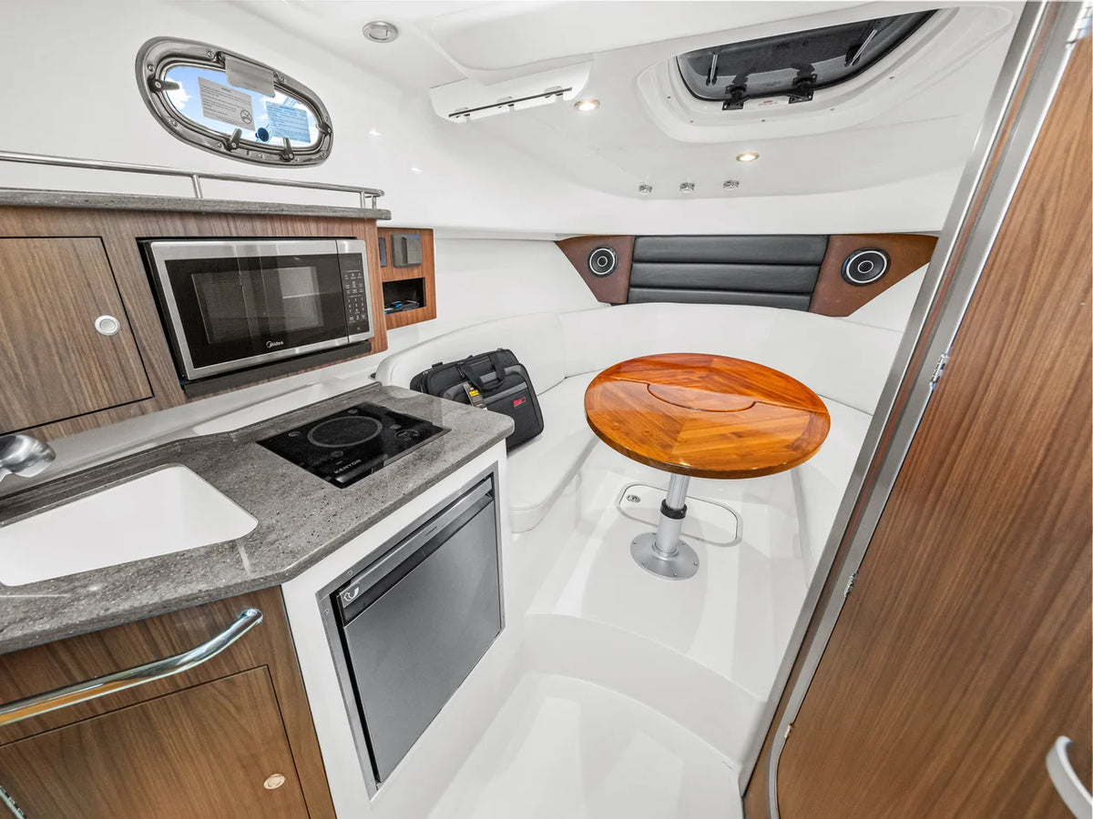 2027 Boston Whaler 285 Conquest 28.0 feet, Venice, Florida #44