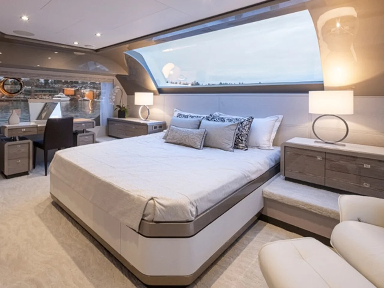 2027 Ocean Alexander 27R 93.0 feet, Pompano Beach, FL #60