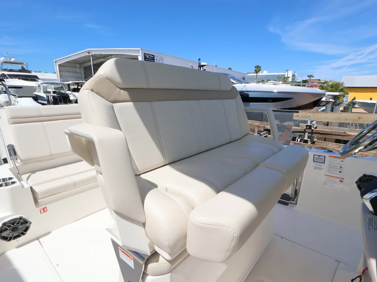 2027 Boston Whaler 280 Dauntless 28.0 feet, Naples, Florida #9