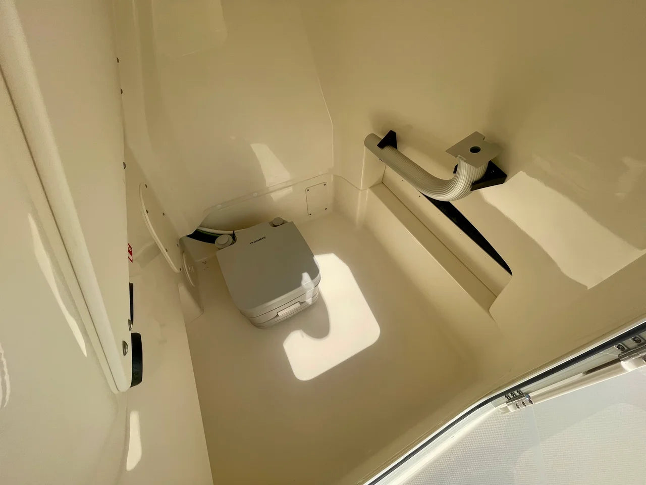 2026 Boston Whaler 220 Dauntless 22.0 feet, Quincy, MA #14