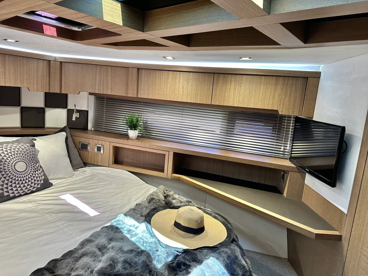 2019 Galeon 485 HTS 49.0 feet, Sarasota, FL #38
