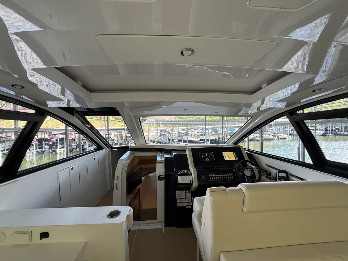 2027 Cruisers Yachts 42 GLS 42.0 feet, Lake Ozark, MO #62
