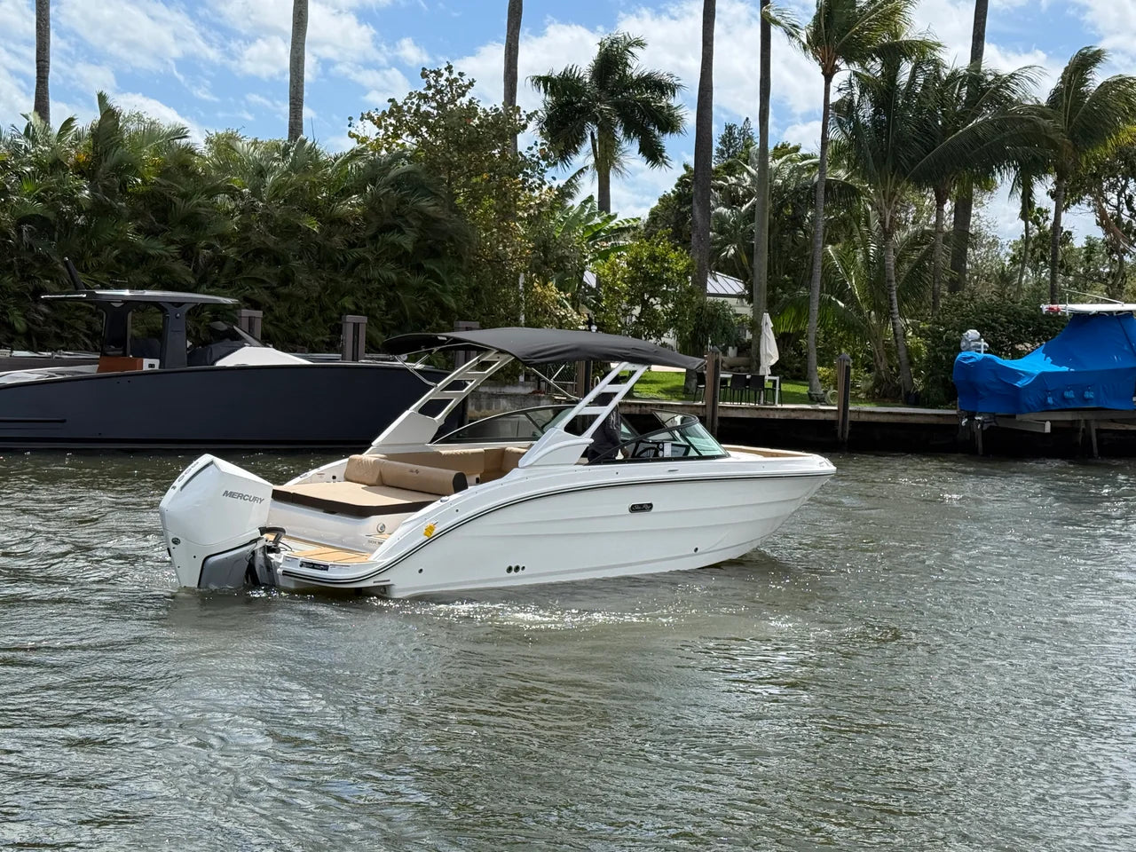 2026 Sea Ray SDX 250 Outboard 25.0 feet, Miami, FL #3