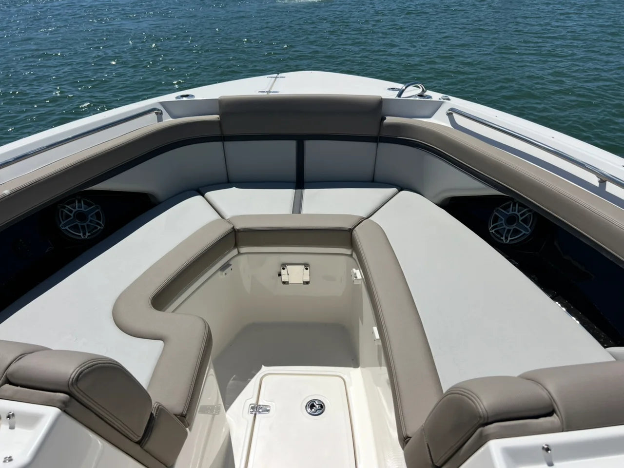 2026 Boston Whaler 330 Vantage 33.0 feet, Wrightsville Beach, North Carolina #30