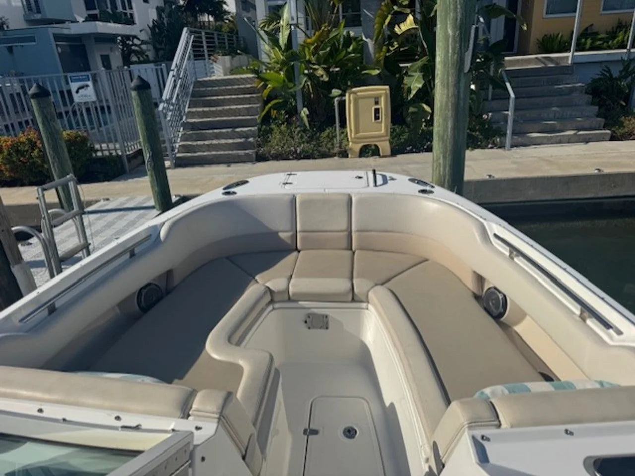 2016 Boston Whaler 320 VANTAGE 32.0 feet, Miami, FL #9