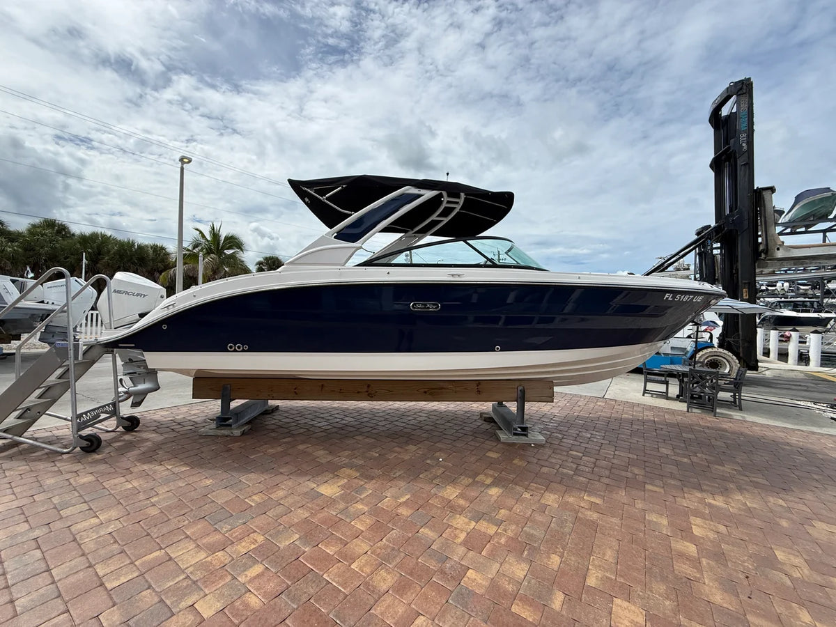 2025 Sea Ray SDX 270 Outboard 300.0 feet, Sarasota, FL #3