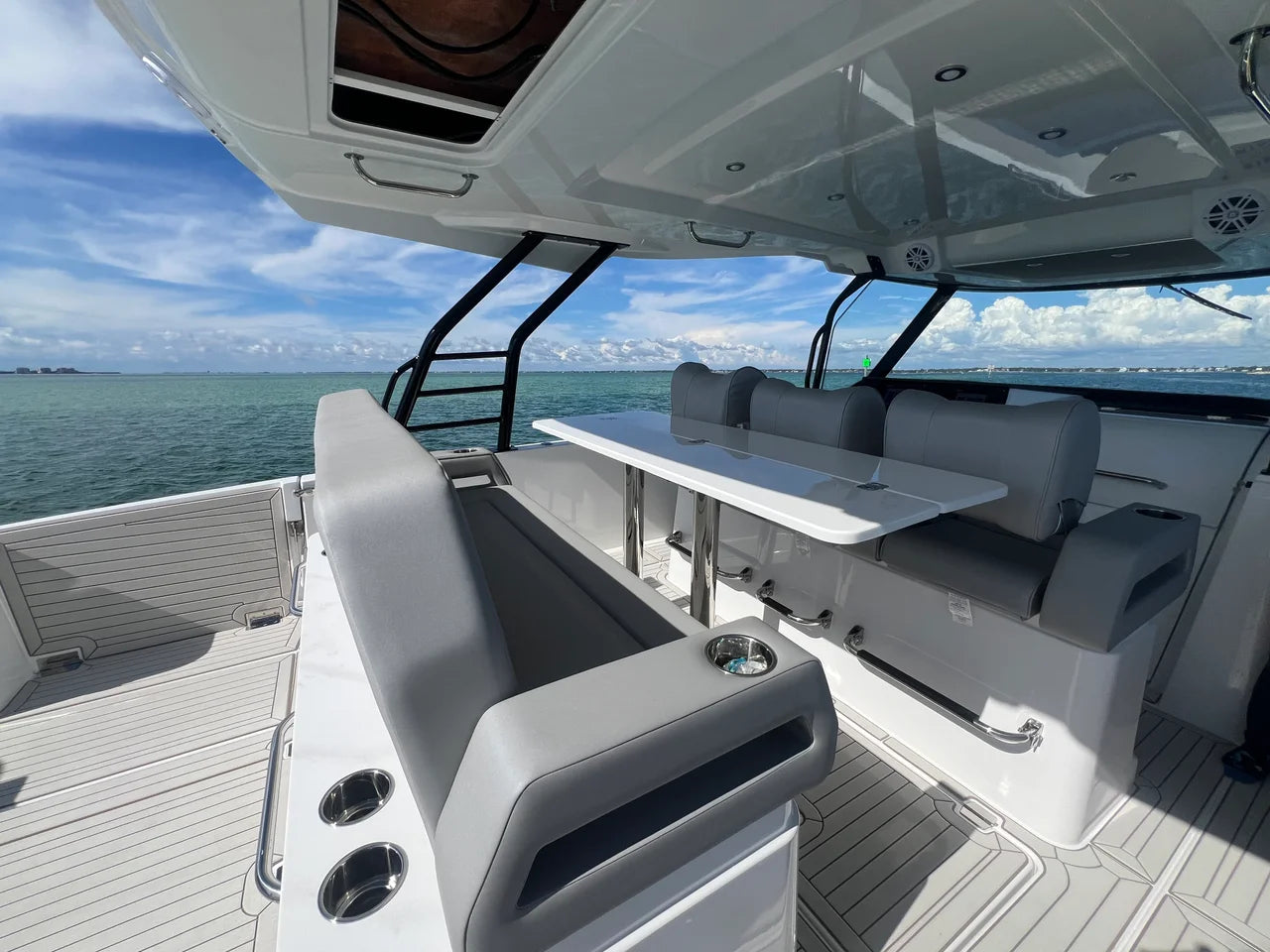 2026 Cruisers Yachts 38 VTR 38.0 feet, Sarasota, FL #29