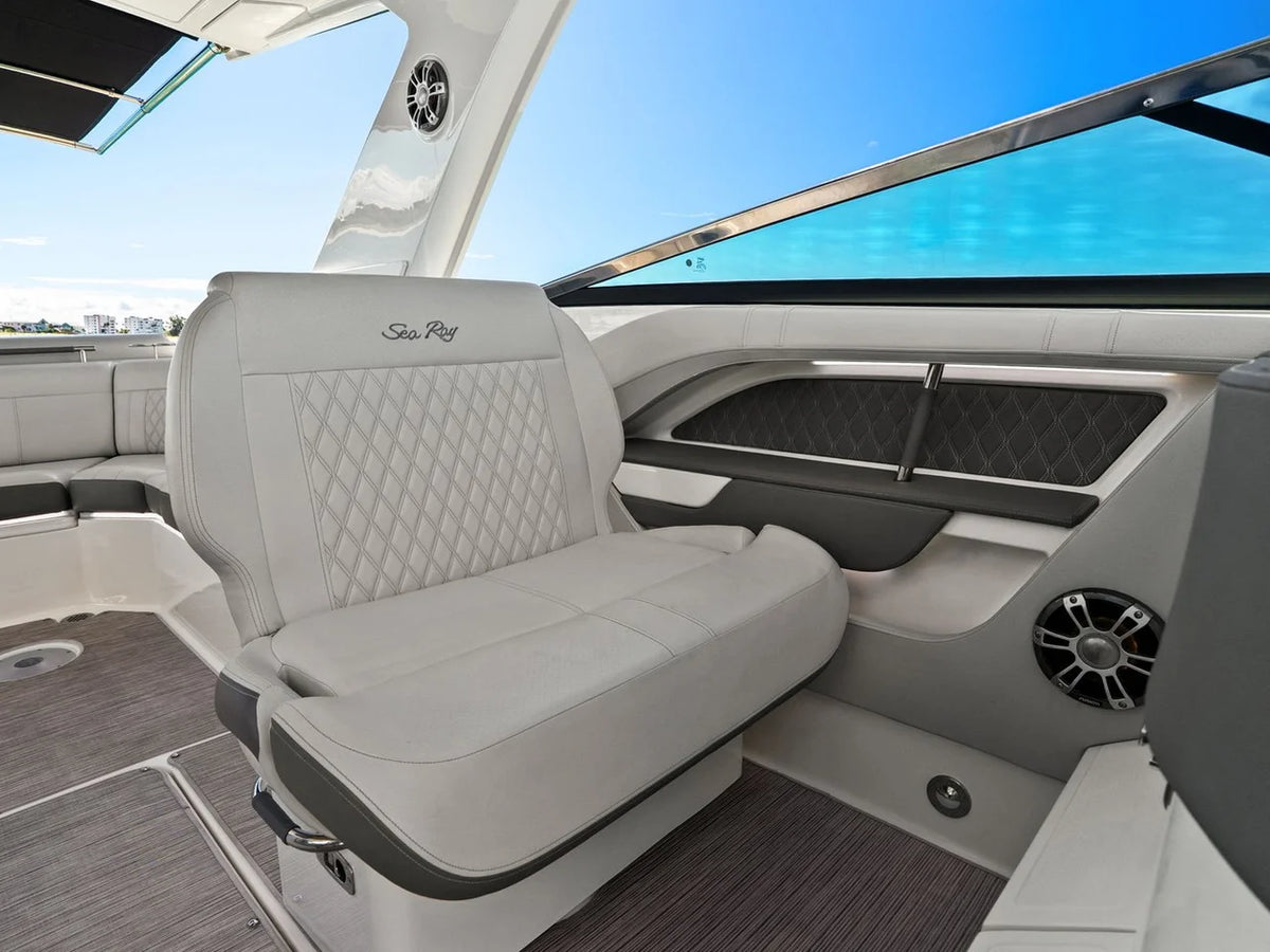 2023 Sea Ray 310 SLX OB 32.0 feet, St Petersburg, FL #33