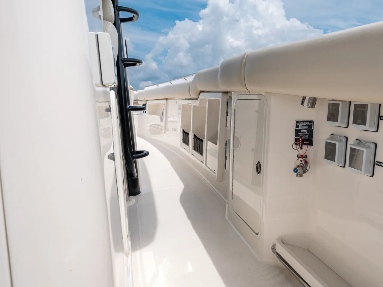 2027 Boston Whaler 380 Outrage 38.0 feet, Pensacola, Florida #42