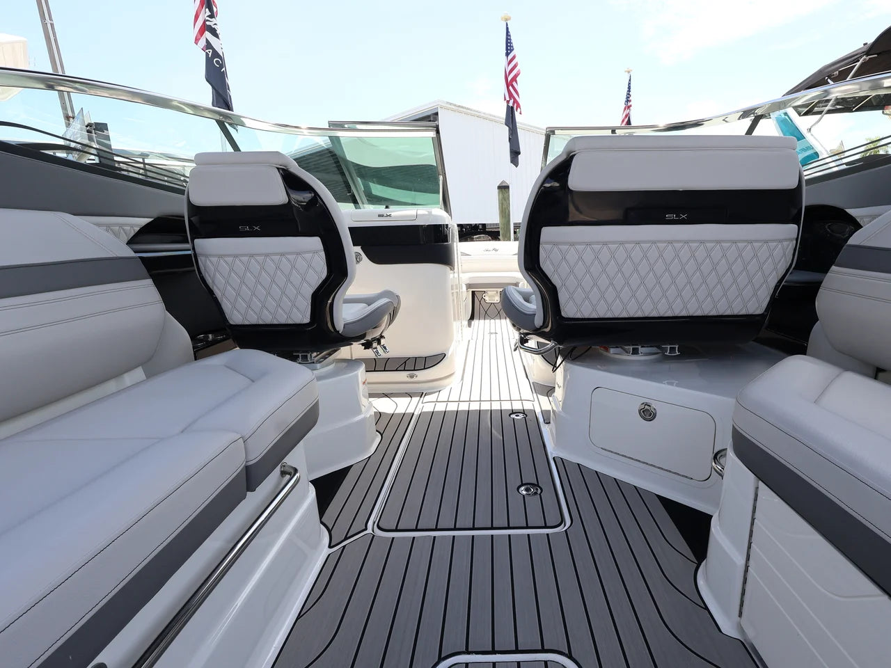 2027 Sea Ray SLX 280 Outboard 28.0 feet, Naples, Florida #18